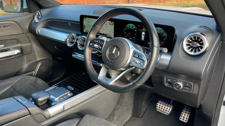 Mercedes-Benz GLB 200 AMG Line Premium 5dr 7G-Tronic Petrol Estate